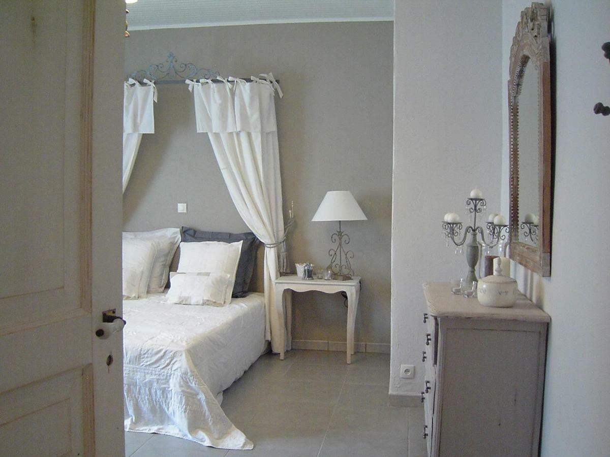 Mas De La Garance Bed & Breakfast Althen-des-Paluds ภายนอก รูปภาพ